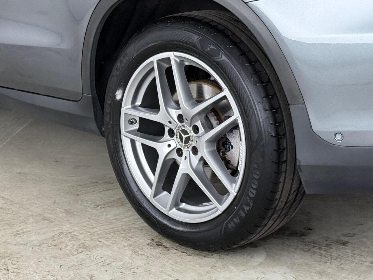 Mercedes-Benz GLC thumbnail Wheel