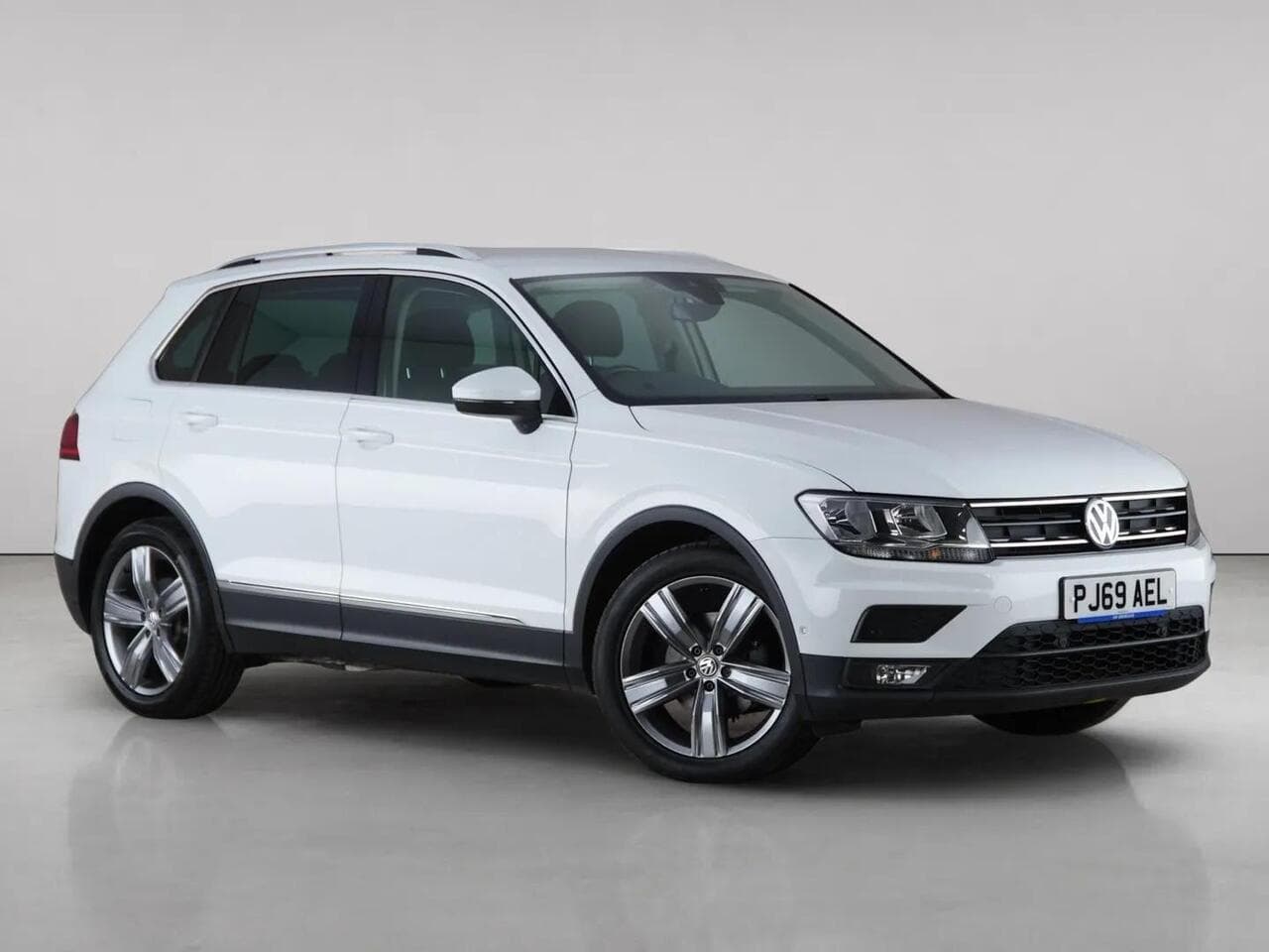 Volkswagen Tiguan - Volkswagen Tiguan 2.0 TDI Match Euro 6 (s/s) 5dr