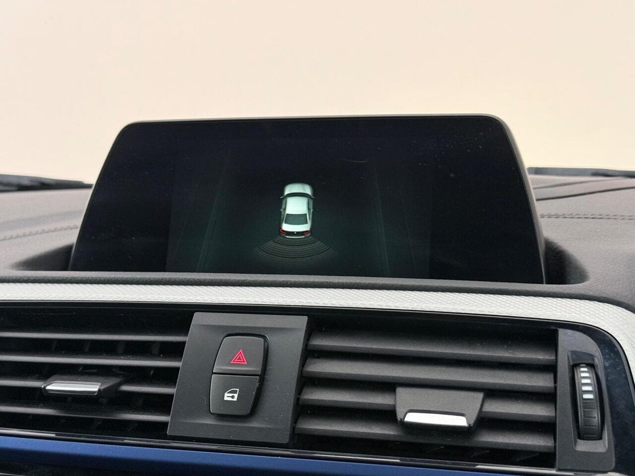 BMW 2 Series thumbnail Infotainment System