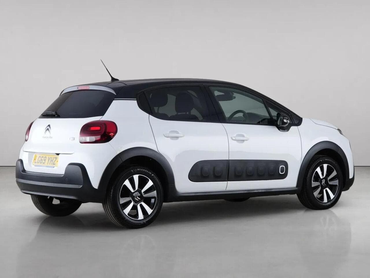 Citroen C3 thumbnail Side Right