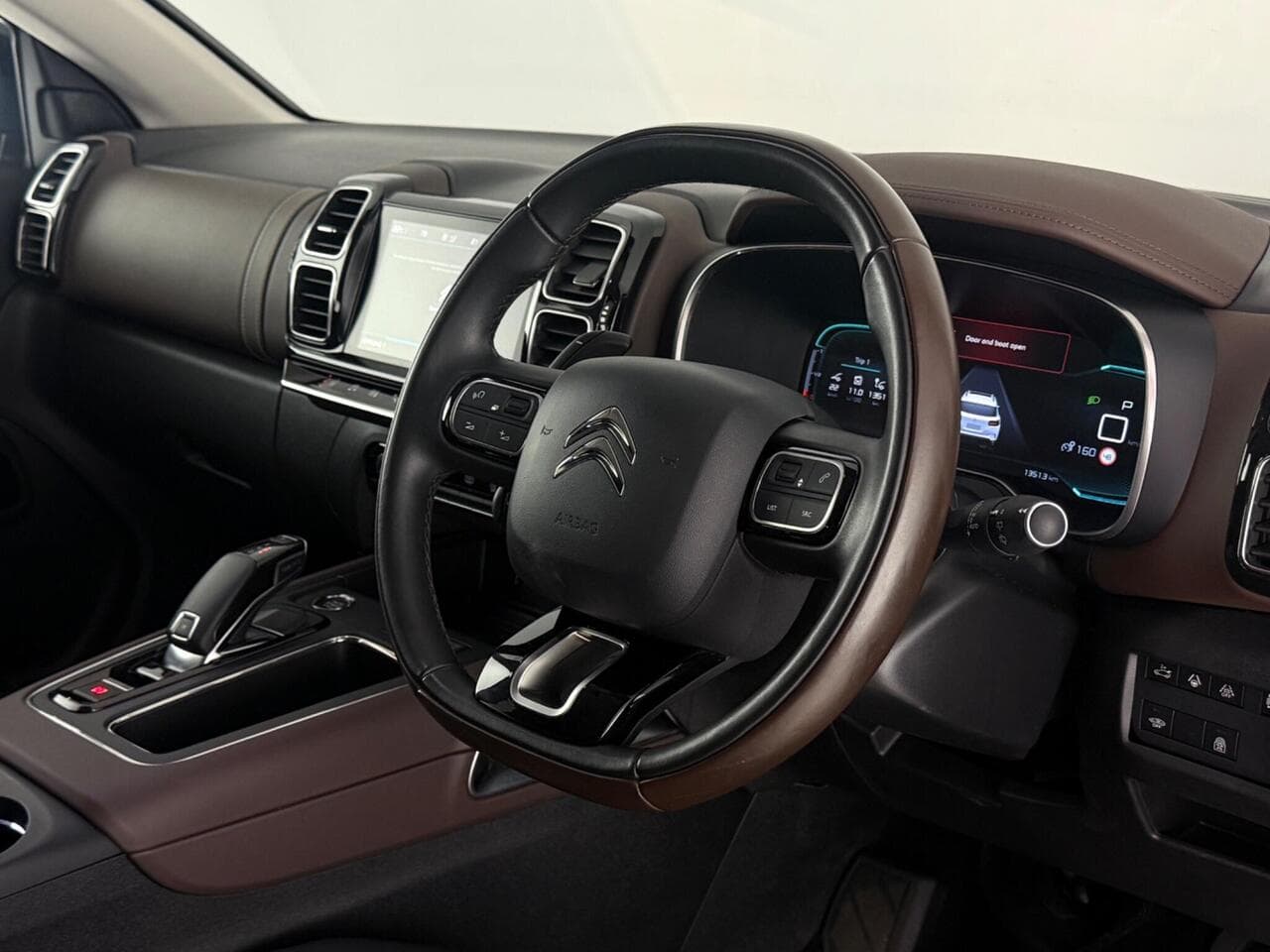 Citroen C5 Aircross thumbnail Steering Wheel