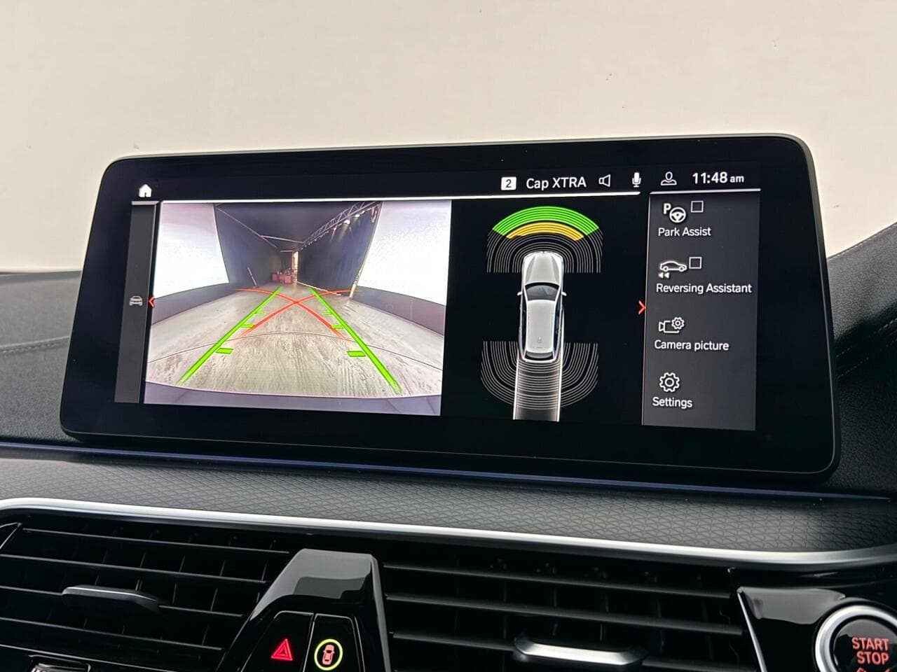 BMW 5 Series thumbnail Infotainment System