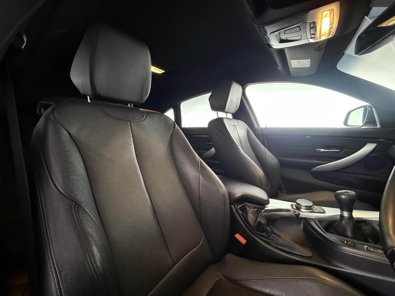 BMW 4 Series Gran Coupe thumbnail Seat Driver