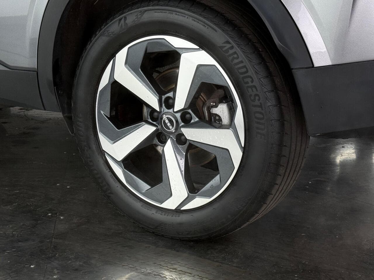 Nissan Qashqai thumbnail Wheel