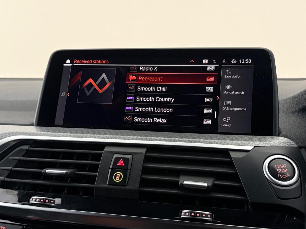 BMW X3 thumbnail Infotainment System