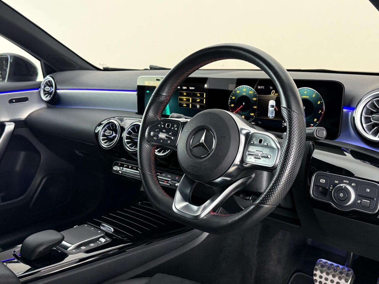 Mercedes-Benz A Class thumbnail Interior Front