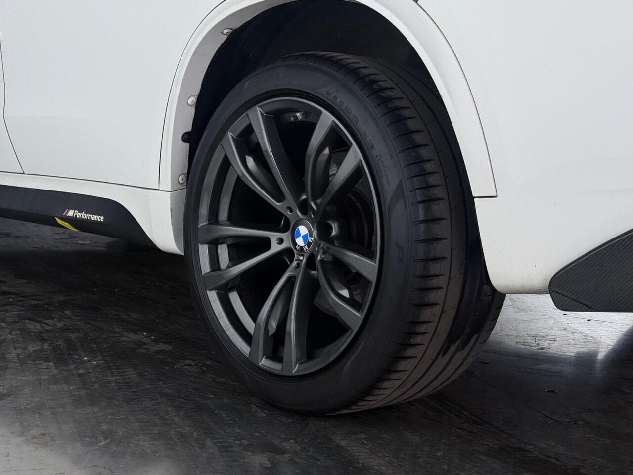 BMW X5 thumbnail Wheel