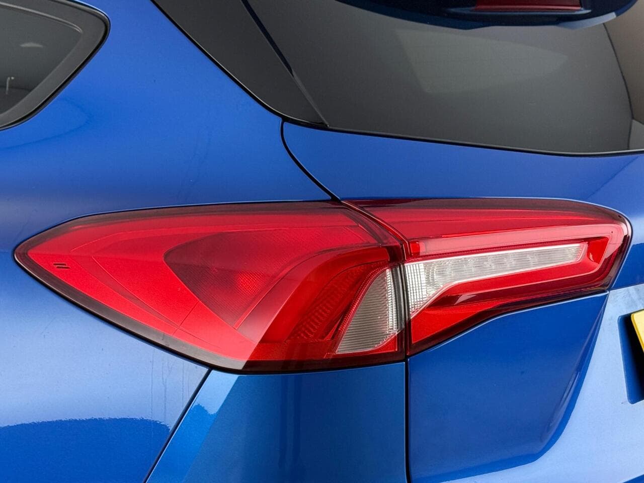 Ford Focus thumbnail Lights Rear