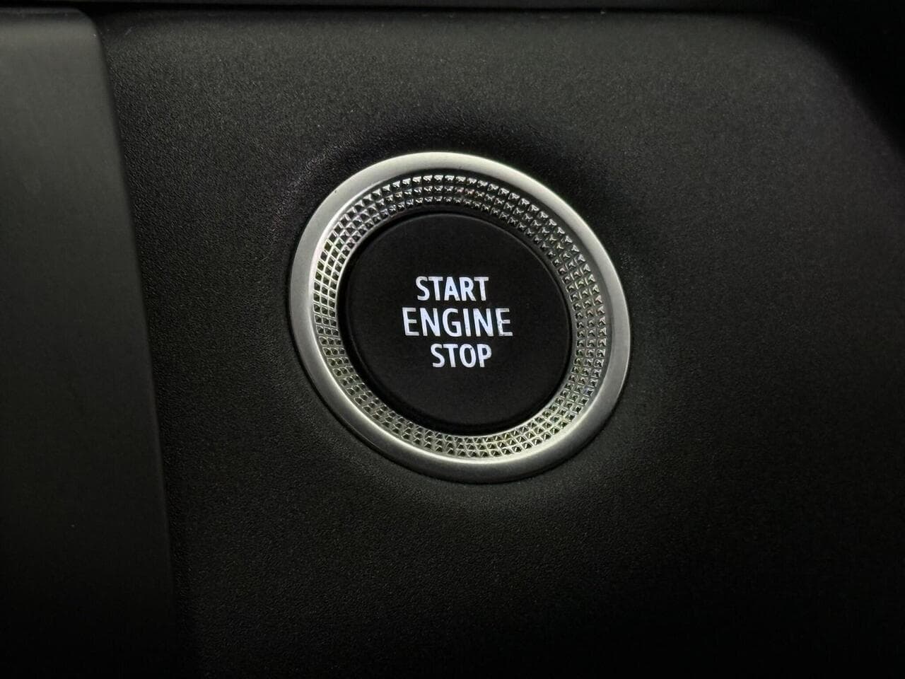 Renault Captur thumbnail Misc Controls