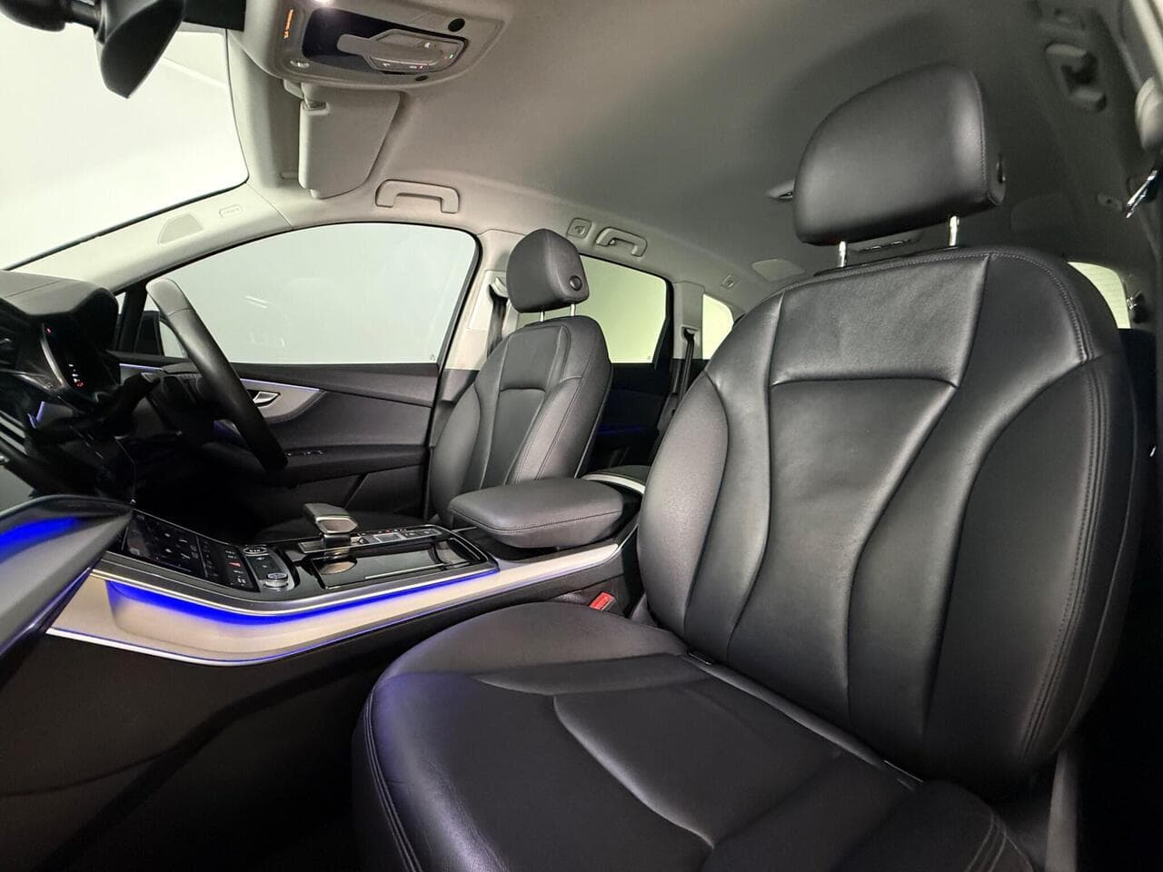 Audi Q7 thumbnail Seat Front Passenger