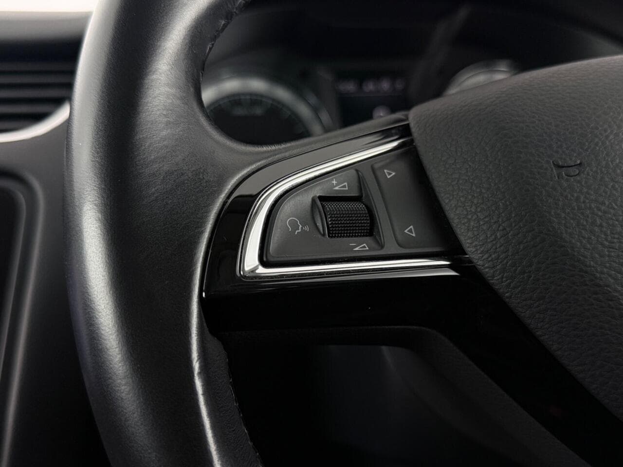 Skoda Octavia thumbnail Misc Controls