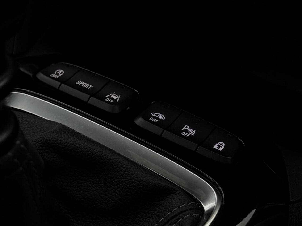 Vauxhall Corsa thumbnail Misc Controls