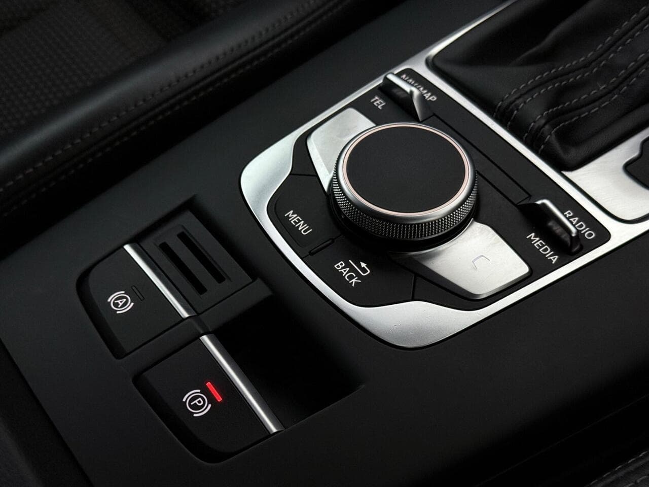 Audi A3 thumbnail Misc Controls