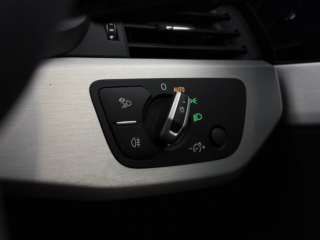 Audi A5 thumbnail Misc Controls