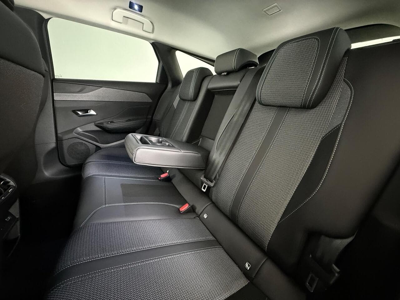 Peugeot 308 SW thumbnail Seats Rear