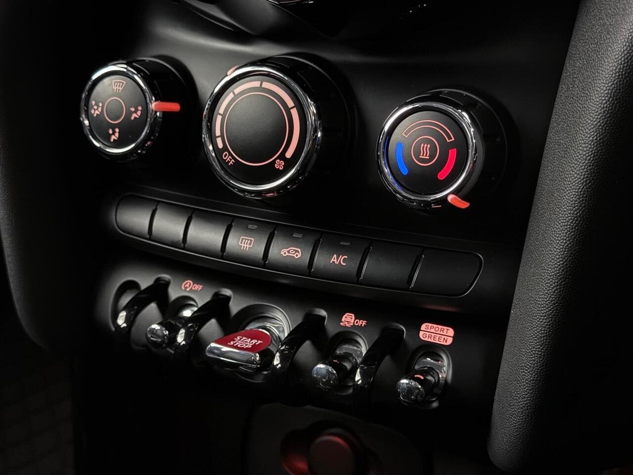 MINI Hatch thumbnail Misc Controls