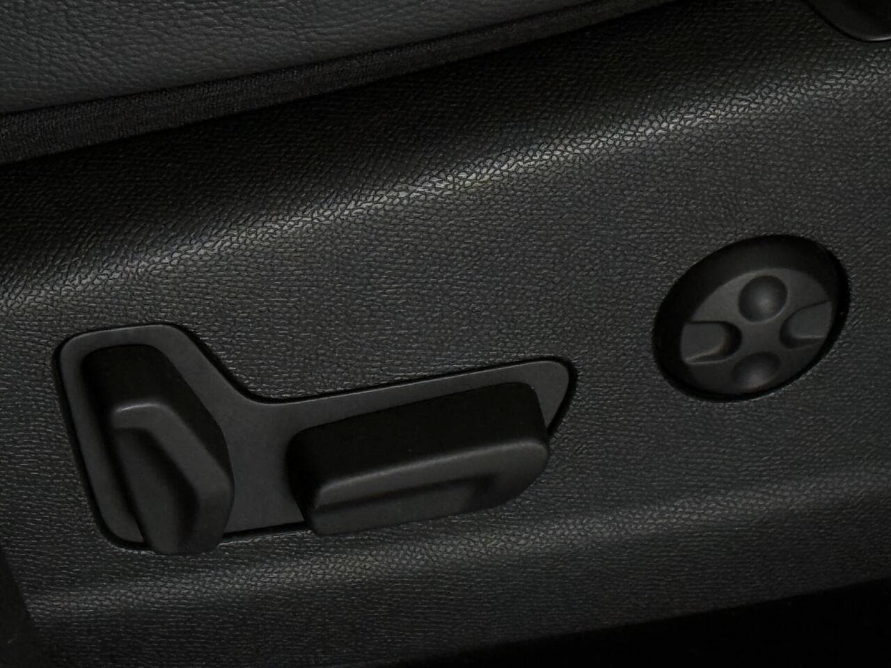 DS AUTOMOBILES DS 7 CROSSBACK thumbnail Misc Controls