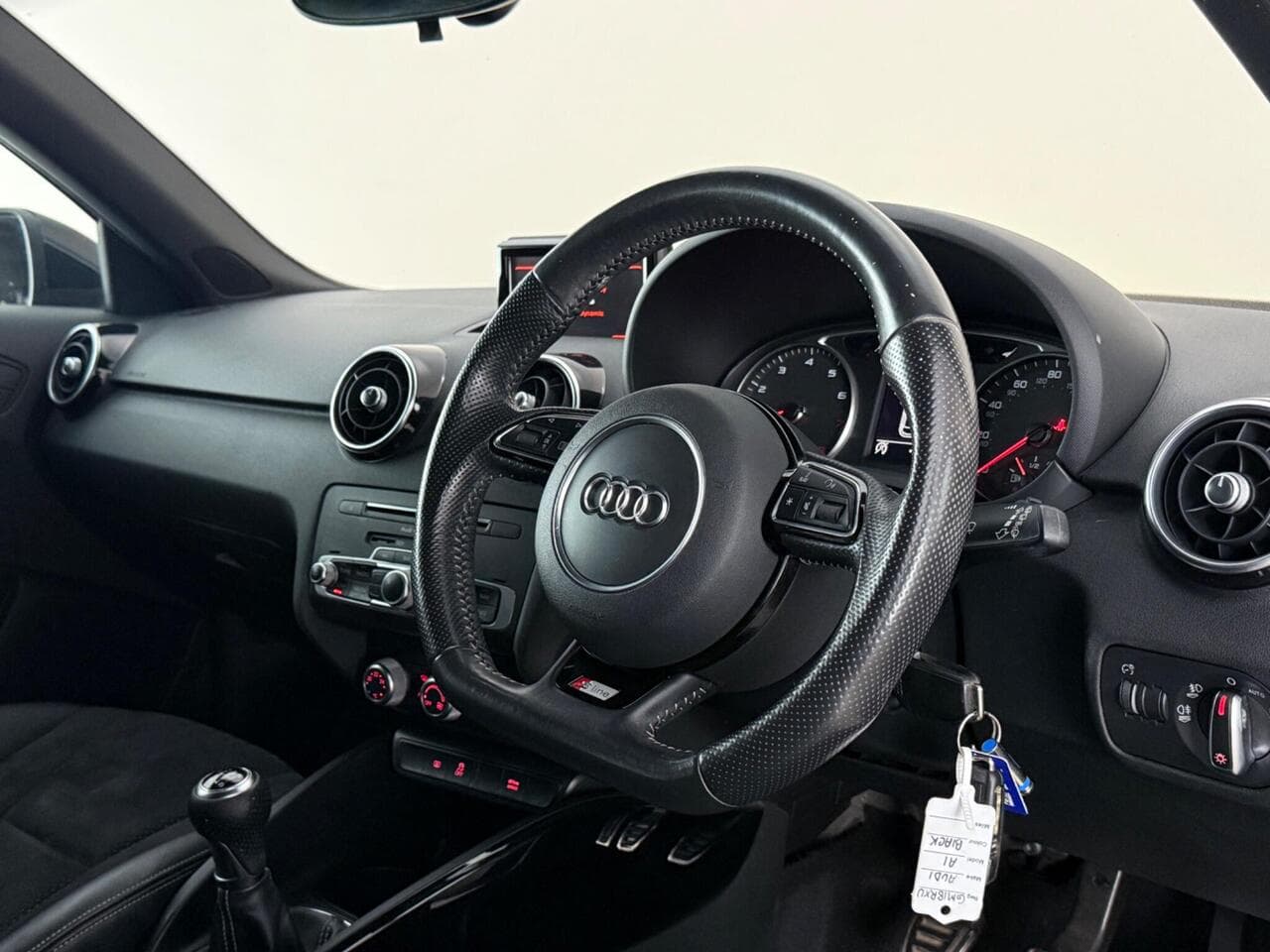 Audi A1 thumbnail Interior Front