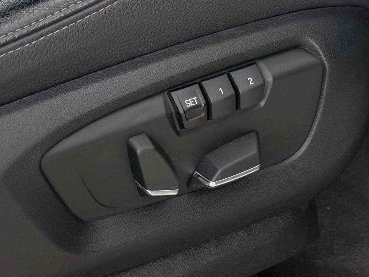BMW X5 thumbnail Misc Controls