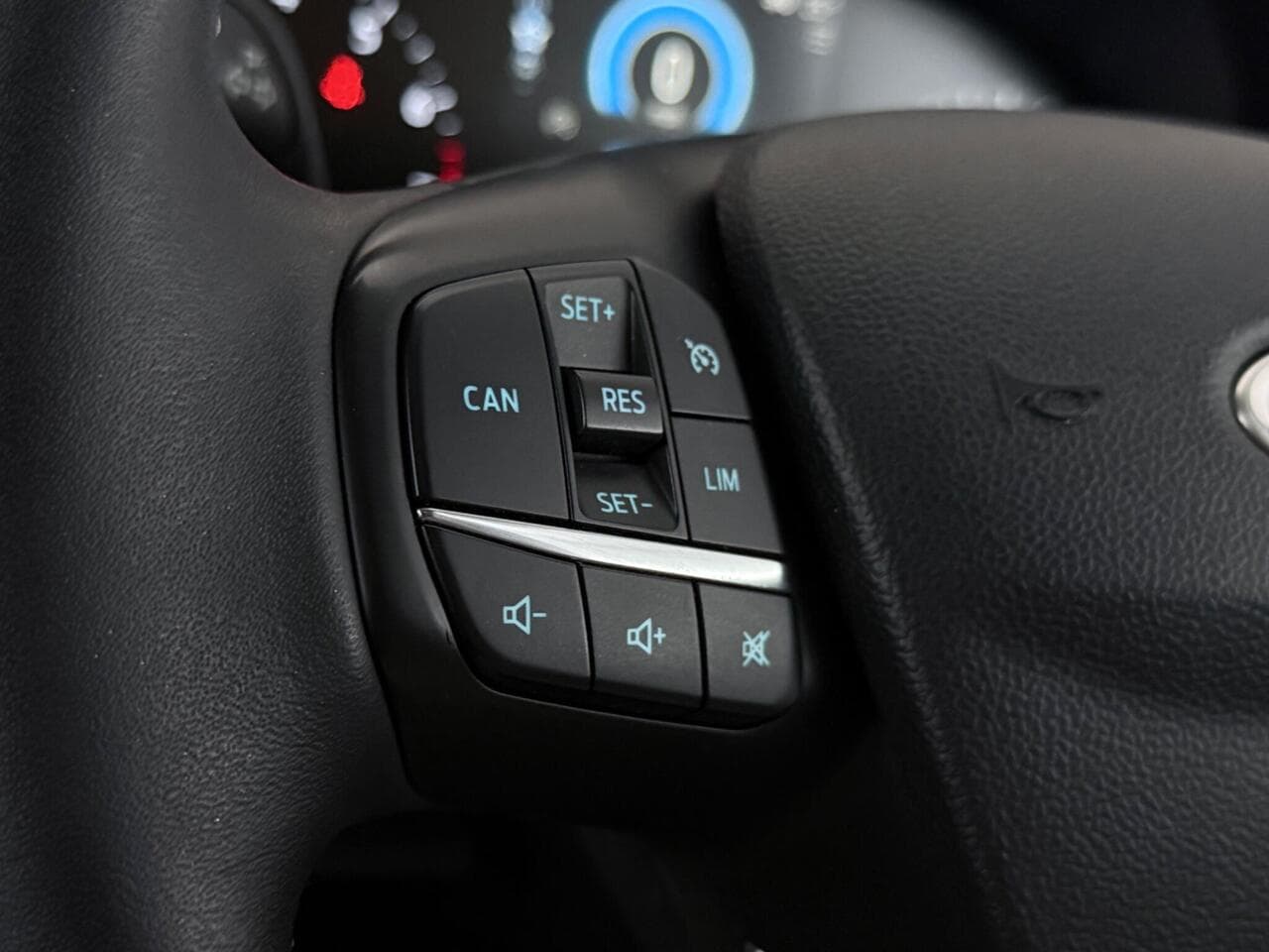 Ford Focus thumbnail Misc Controls