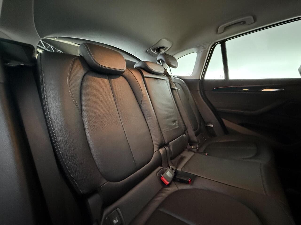 BMW X1 thumbnail Seats Rear