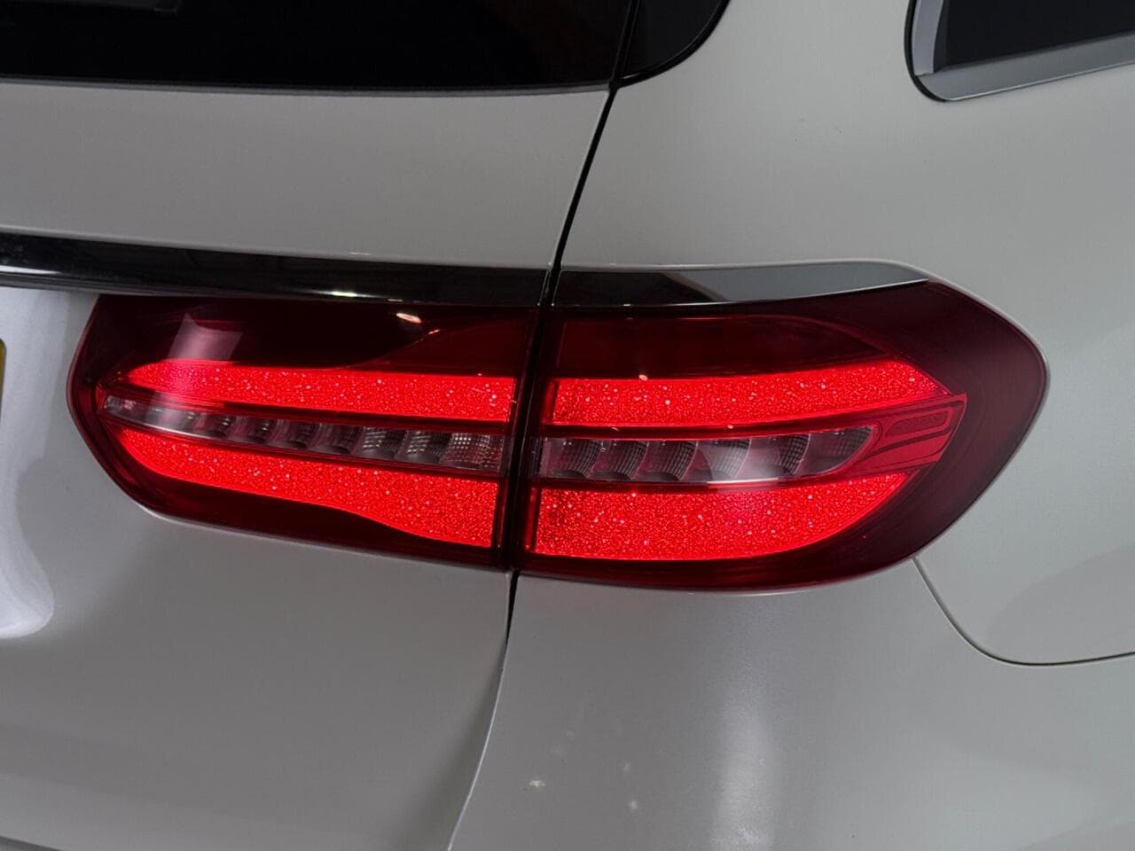 Mercedes-Benz E Class thumbnail Lights Rear