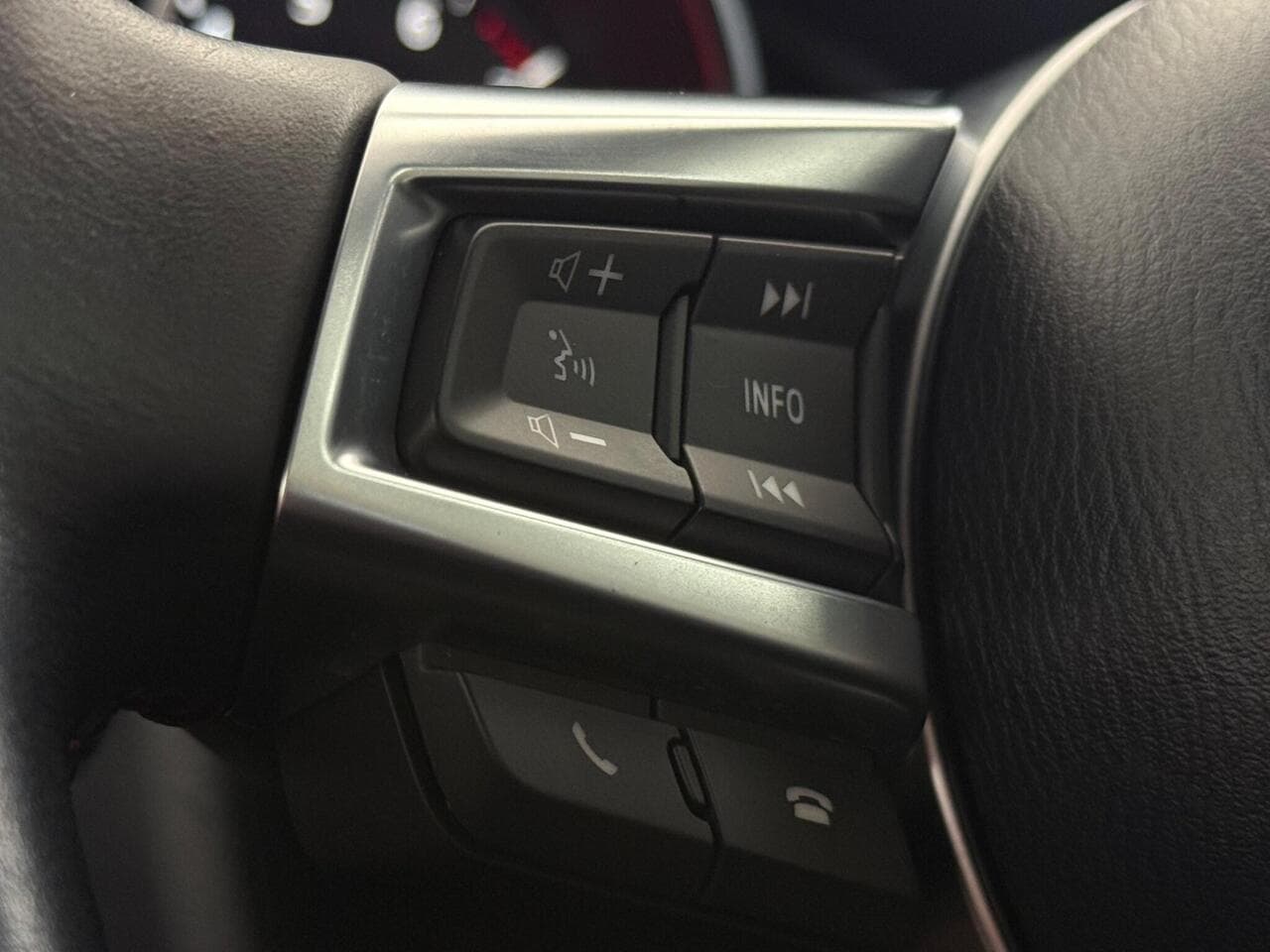 Mazda MX-5 RF thumbnail Misc Controls