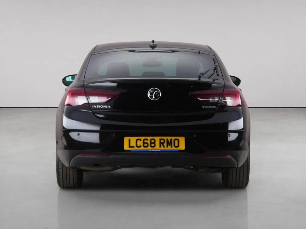Vauxhall Insignia thumbnail Rear