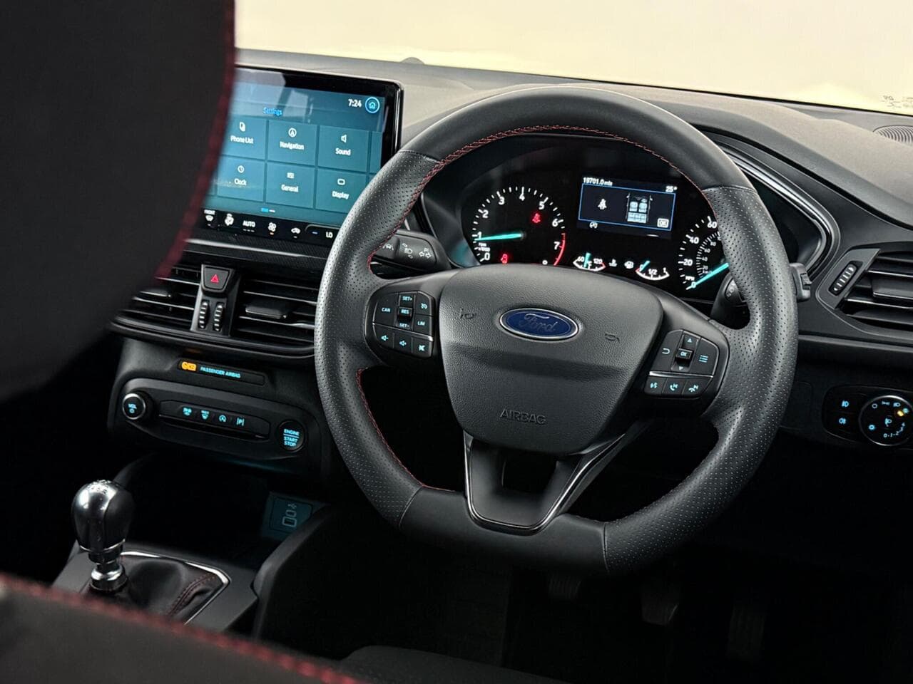 Ford Focus thumbnail Steering Wheel