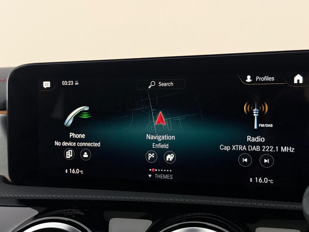 Mercedes-Benz CLA thumbnail Infotainment System