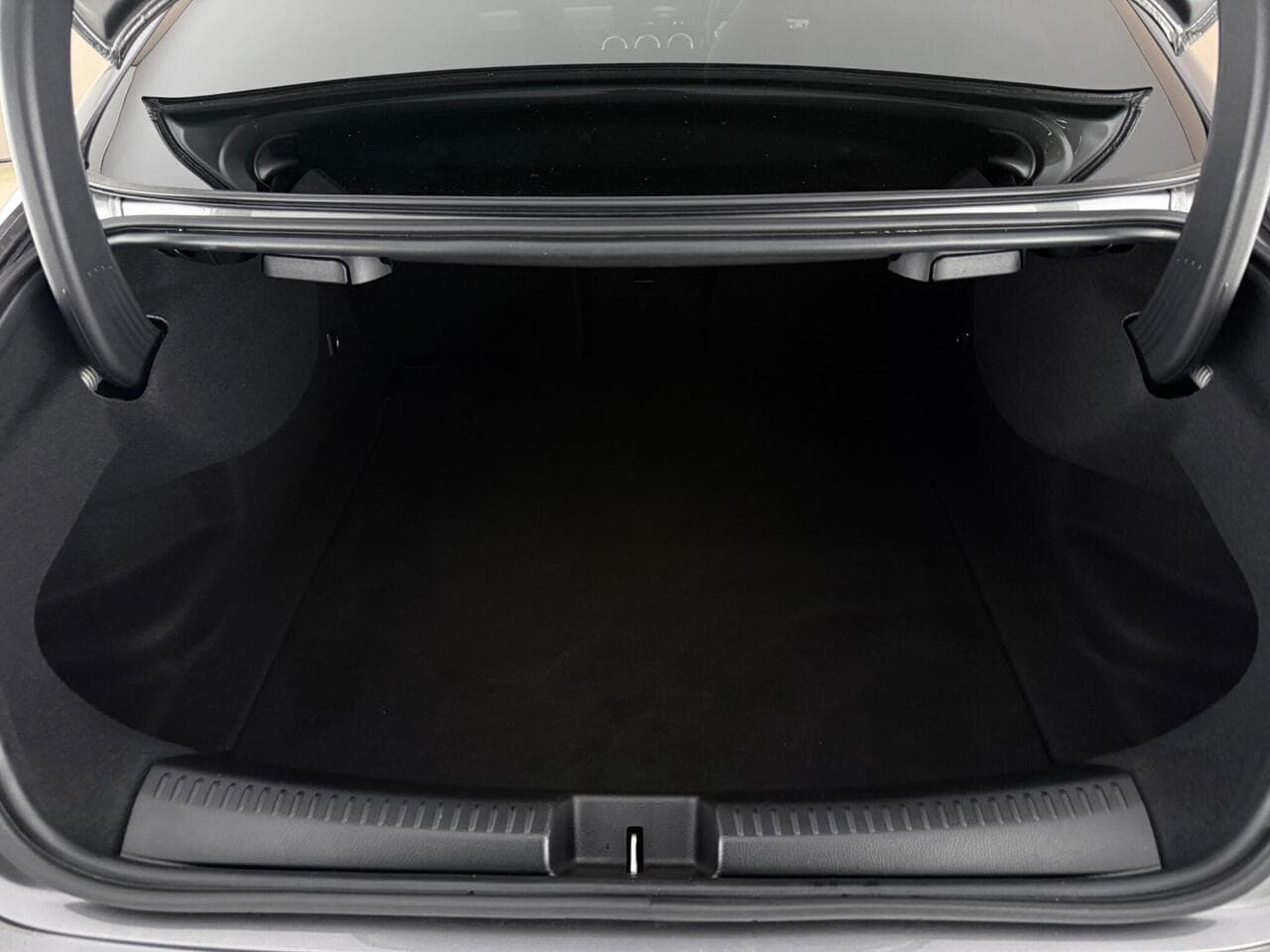 Mercedes-Benz CLA thumbnail Boot