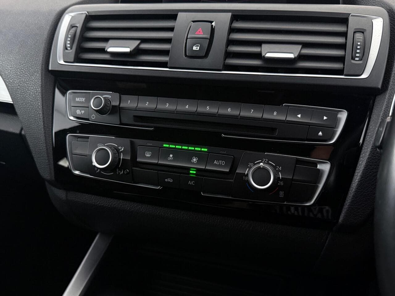 BMW 1 Series thumbnail Infotainment System
