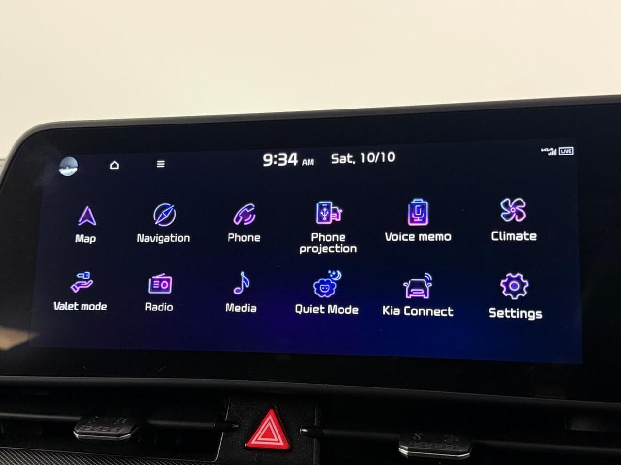 Kia Sportage thumbnail Infotainment System