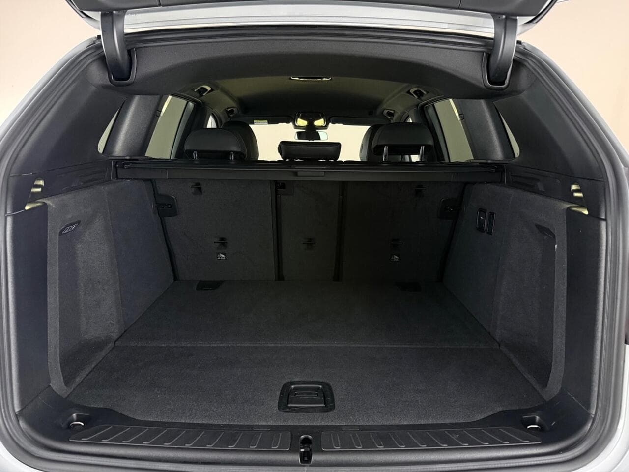 BMW X3 thumbnail Boot