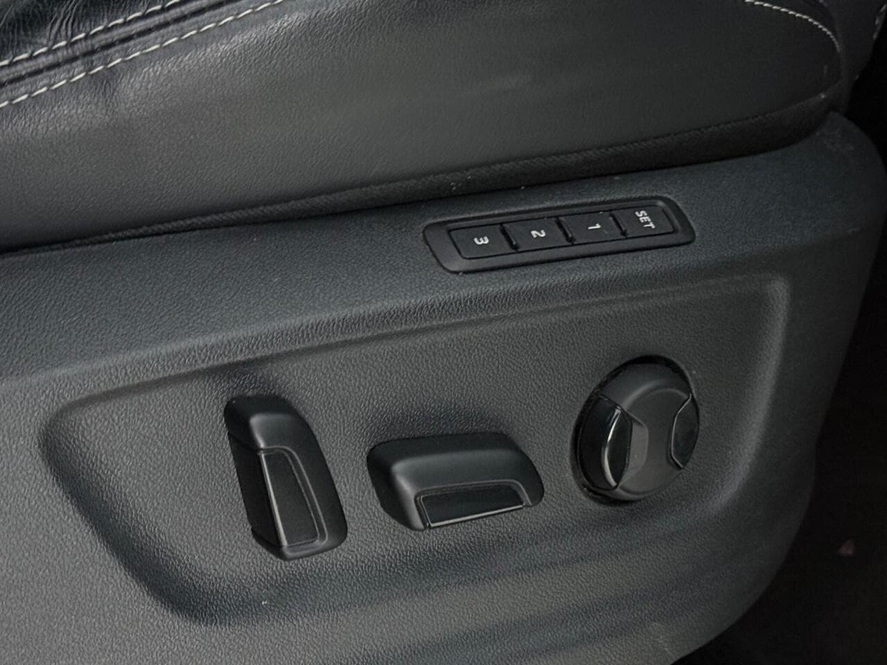Skoda Kodiaq thumbnail Misc Controls