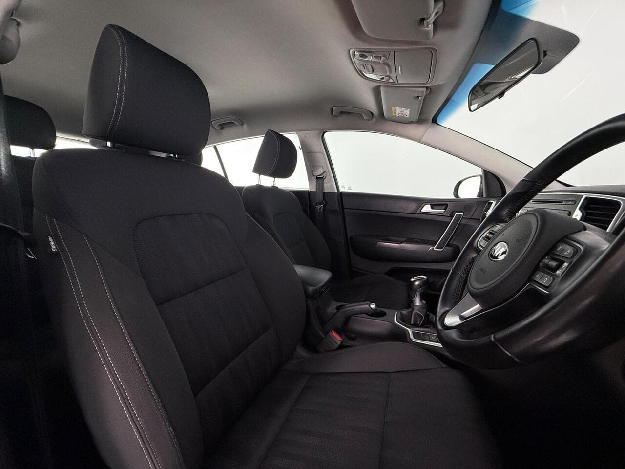 Kia Sportage thumbnail Seat Driver