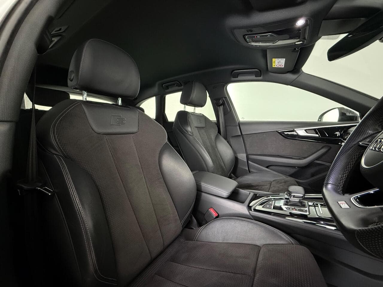 Audi A4 Avant thumbnail Seat Driver