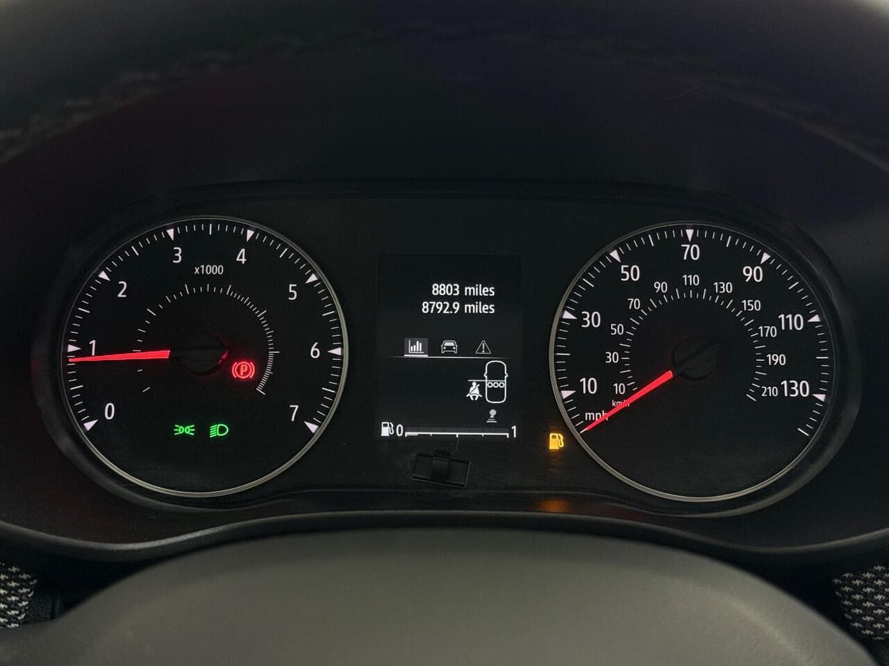 Dacia Sandero Stepway thumbnail Driver Instruments