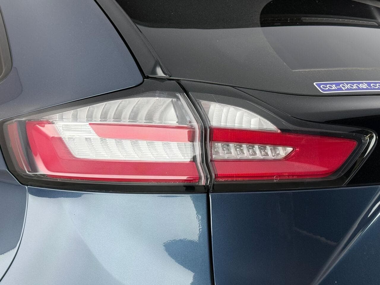 Ford Edge thumbnail Lights Rear
