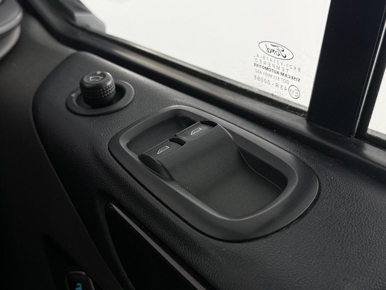 Ford Transit Custom thumbnail Misc Controls