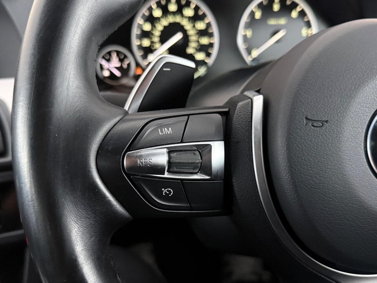 BMW 5 Series thumbnail Misc Controls