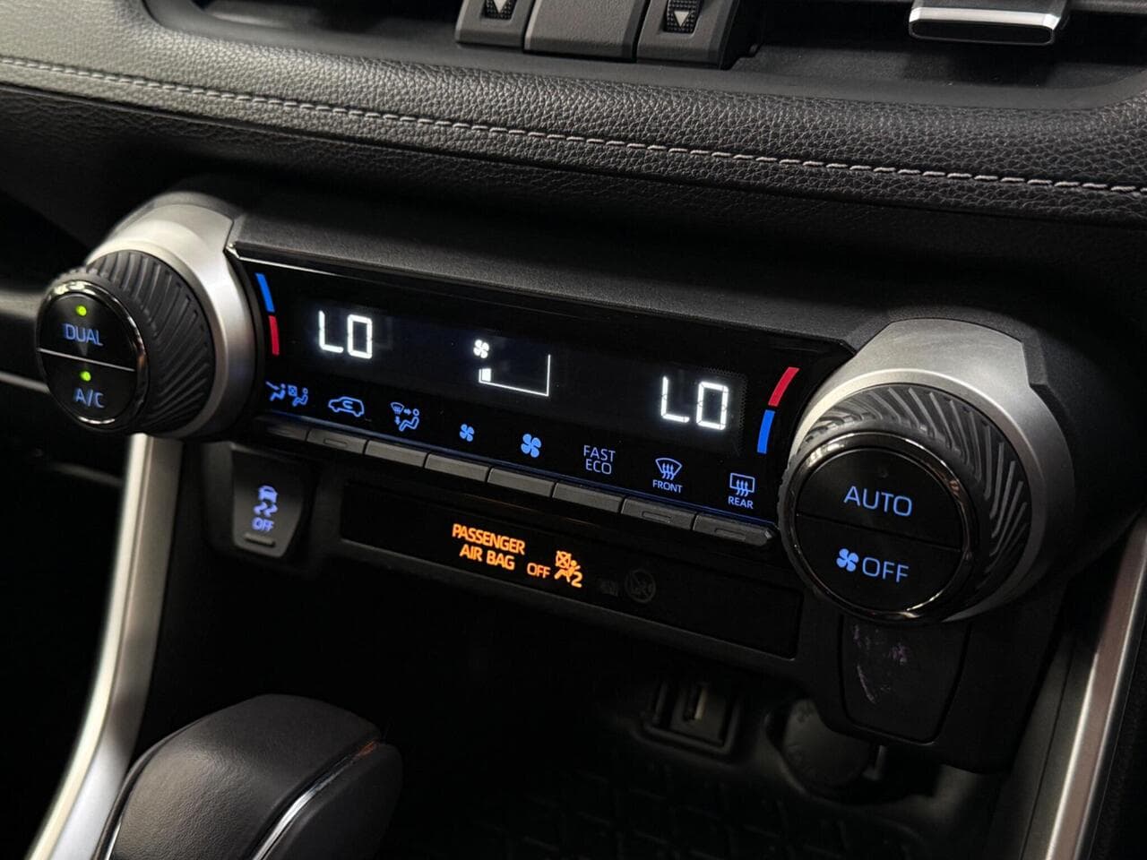 Toyota RAV4 thumbnail Misc Controls