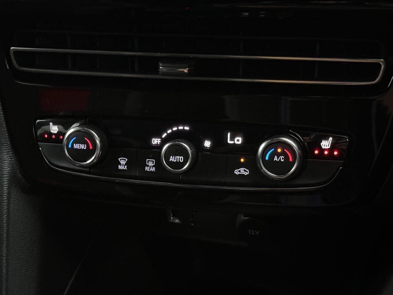 Vauxhall Mokka thumbnail Misc Controls