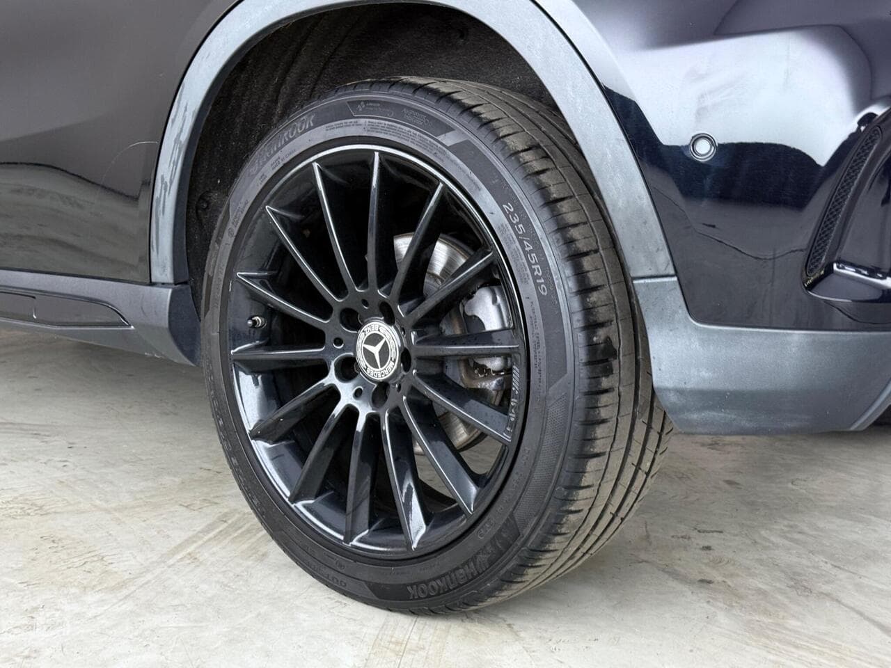 Mercedes-Benz GLA thumbnail Wheel