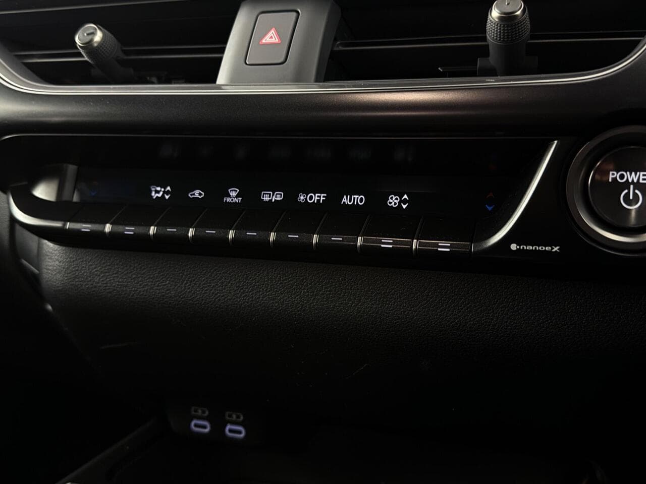 Lexus UX thumbnail Infotainment System