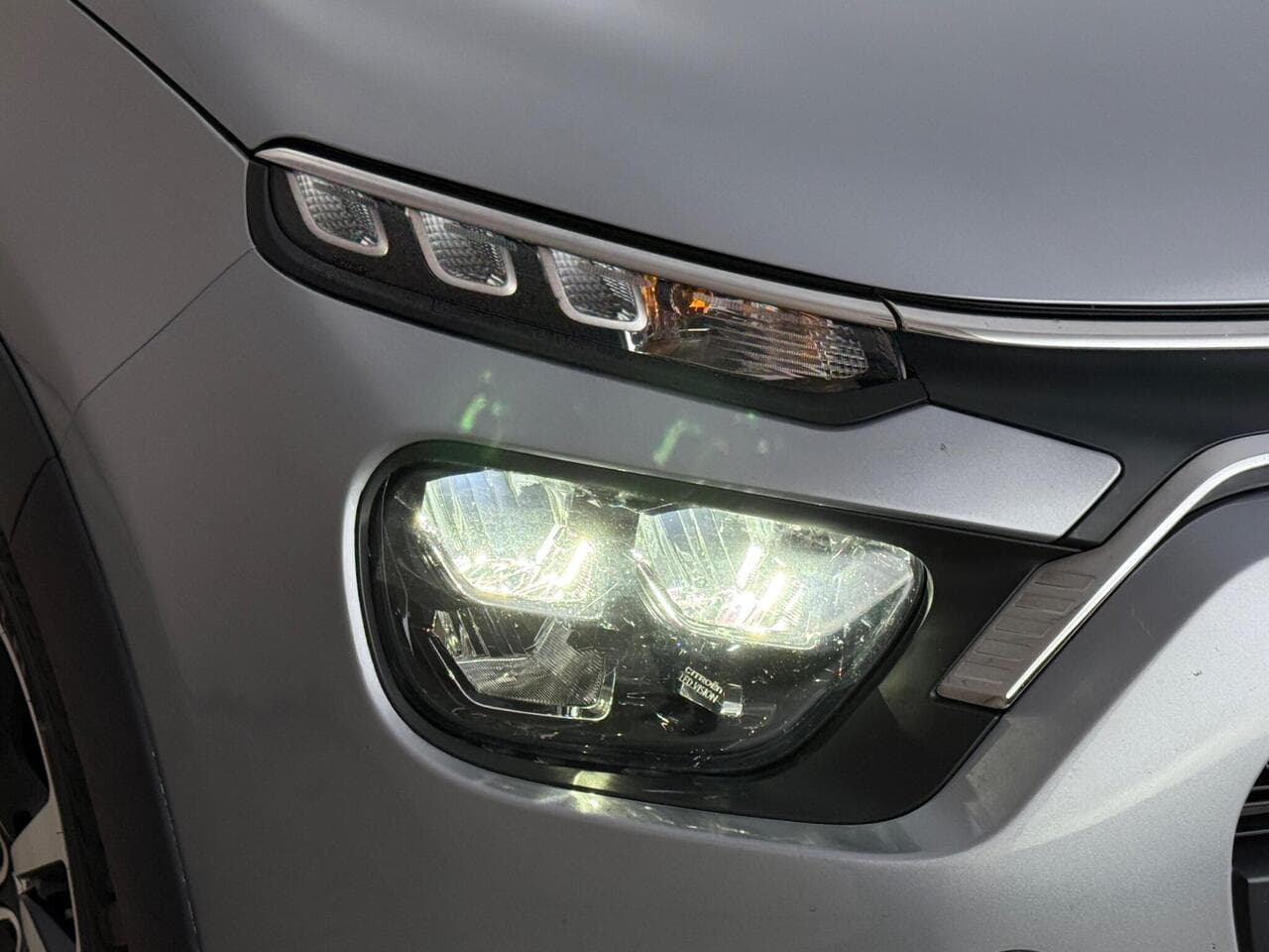 Citroen C3 thumbnail Lights Front