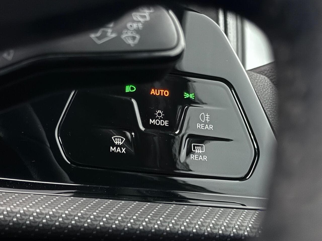 Volkswagen Golf thumbnail Misc Controls