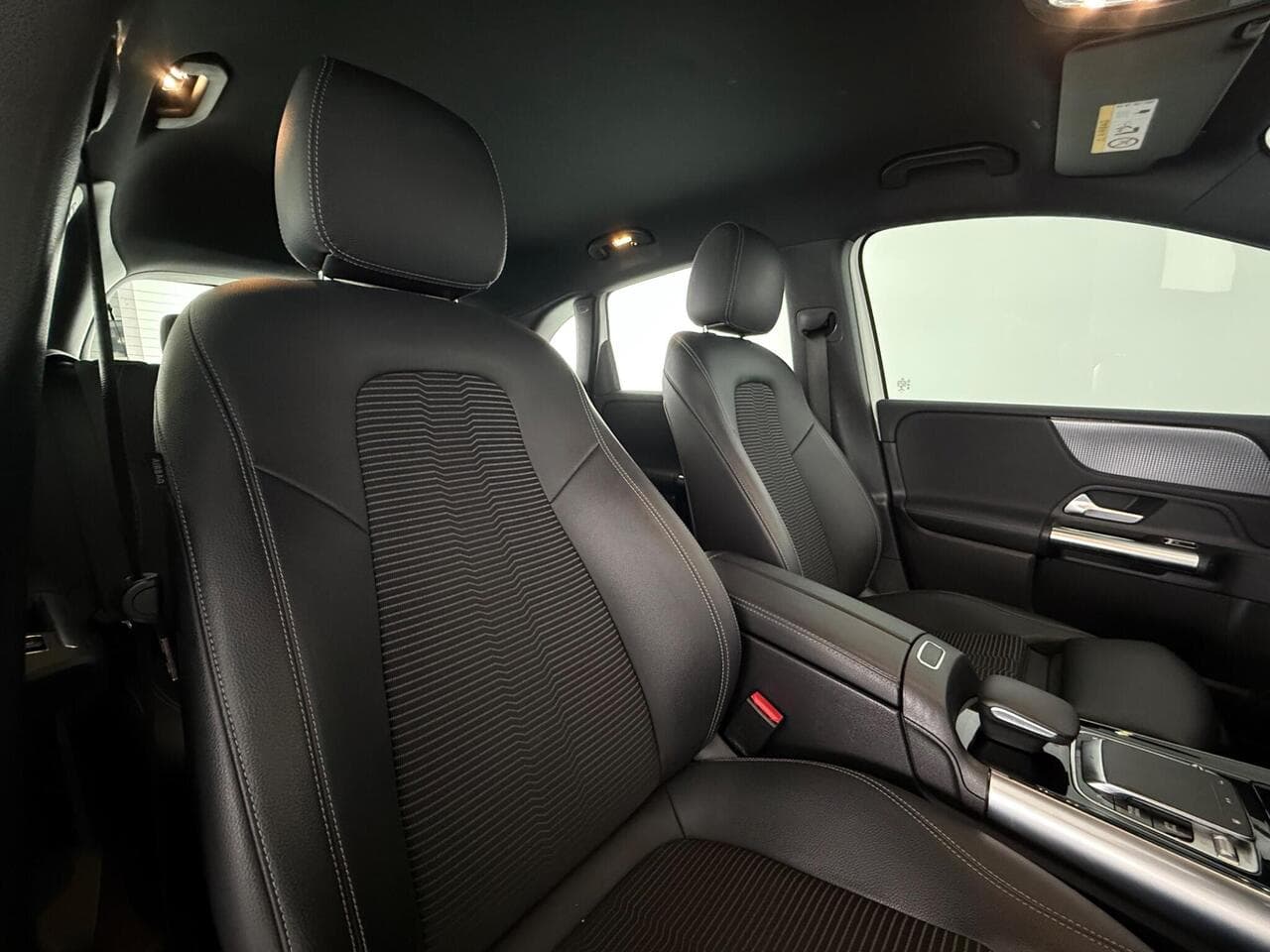 Mercedes-Benz B Class thumbnail Seat Driver