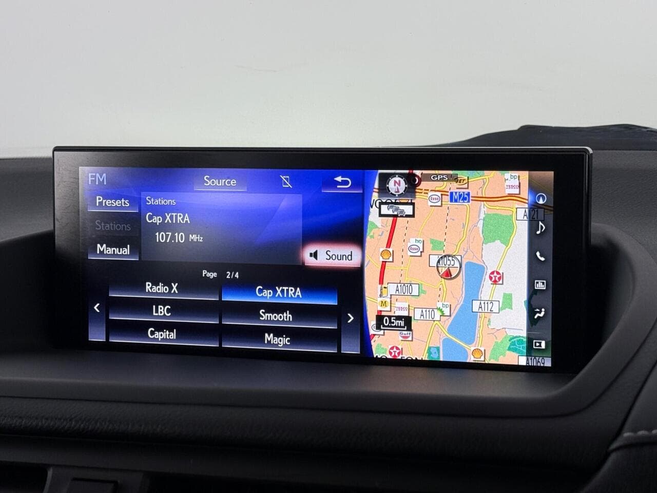 Lexus CT thumbnail Infotainment System