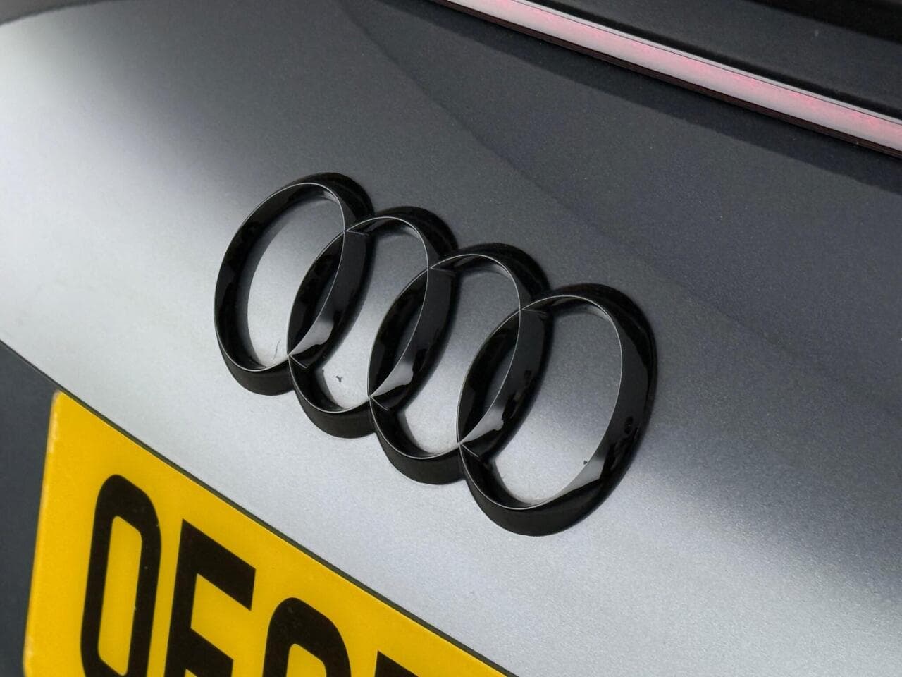 Audi TT thumbnail Badge Exterior